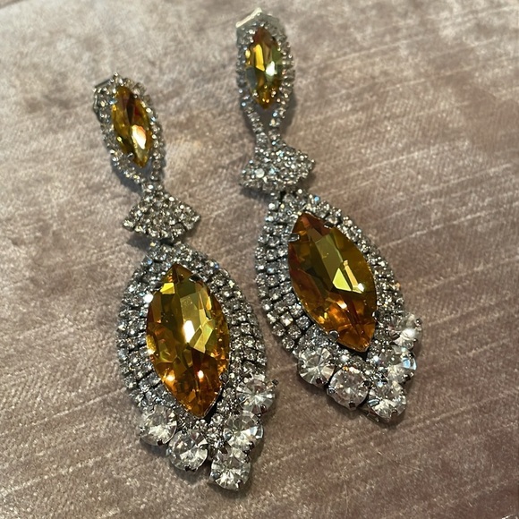 Jewelry - Yellow & White Austrian Crystal Earrings 3” long NWOTS